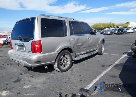 2001 Lincoln Navigator z USA, uszkodzony, nr VIN 5LMEU27R11LJ29691